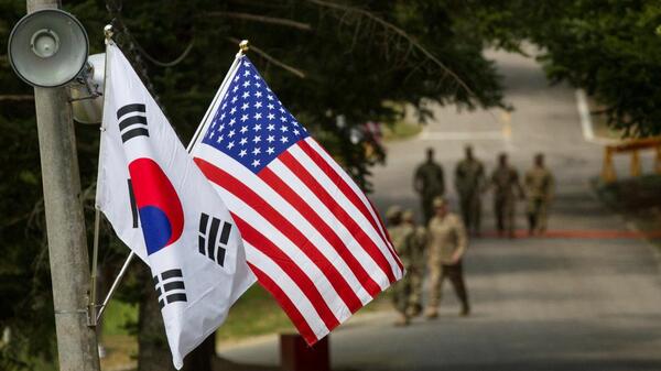 Korea Płd. i USA flagi