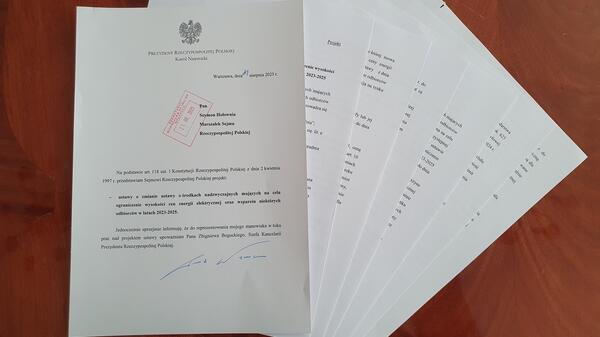Projekt ustawy prezydenckiej mrożącej ceny prądu
