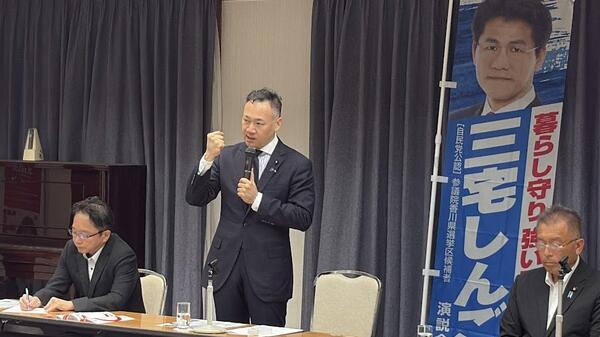 Keisuke Suzuki Keisuke Suzuki