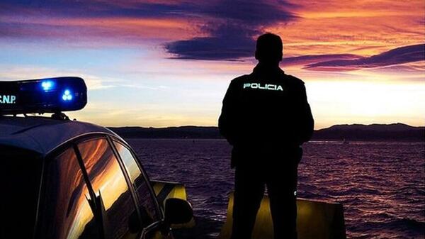 policjant hiszpański policjant hiszpański
