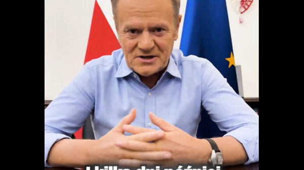 Donald Tusk obraża Jarosława Kaczyńskiego