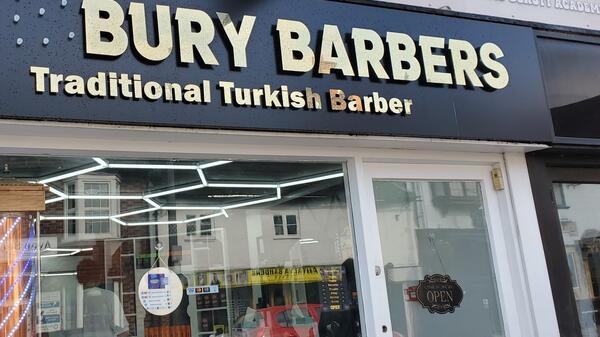 turecki zakład fryzjerski