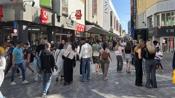 coraz mniej Belgów w Belgii