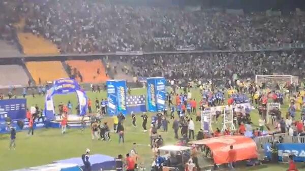 zamieszki po meczu w Kolumbii