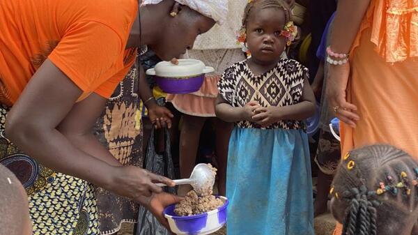 posiłek w Burkina Faso
