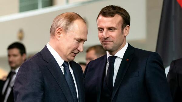 Macron znowu chce "dialogu" z Moskwą
