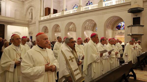 Europa łączy się na modlitwie. Biskupi odpowiadają na apel Papieża