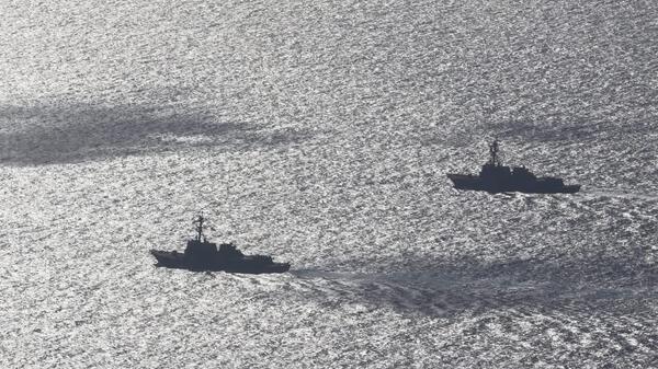 dwa amerykańskie niszczyciele