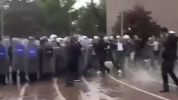 Starcia przed siedzibą tureckiej opozycji w Ankarze