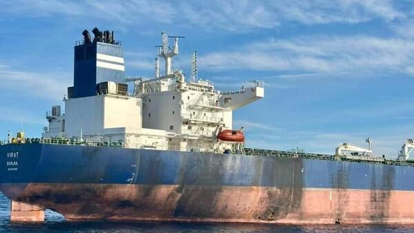 statek rosyjskiej floty cieni