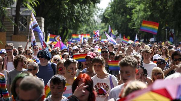 LGBT