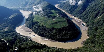 Chiny budują największą hydroelektrownię świata