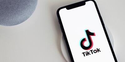 Alarmujące ustalenia naukowców. TikTok zalany pseudowiedzą o zdrowiu psychicznym
