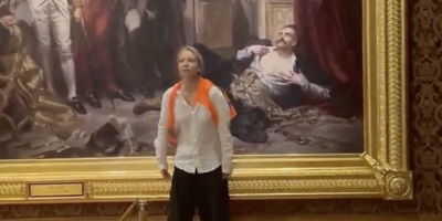 Skandaliczne obnażenie w Muzeum Narodowym