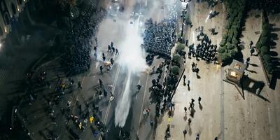 broń chemiczna użyta przeciw protestującym w Gruzji
