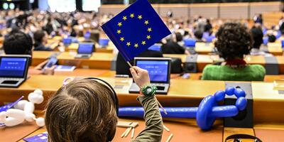 dzieci w Europarlamencie