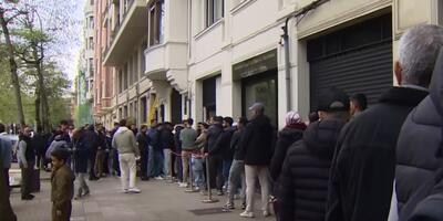 kolejki do konsulatu marokańskiego w Hiszpanii