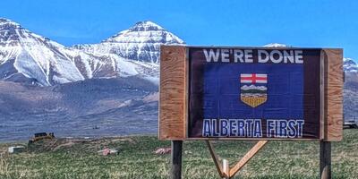 banner niepodległościowców Alberty