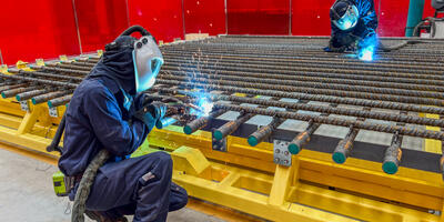 spawanie konstrukcji na Hinkley Point C