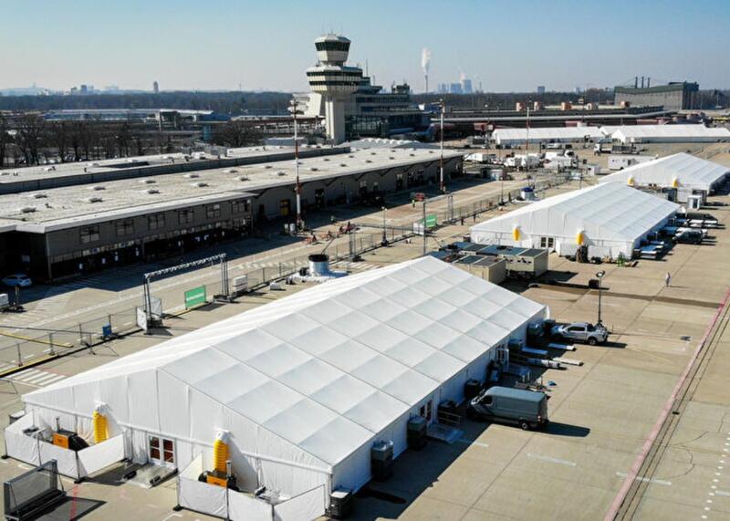 obóz dla migrantów na Tegel