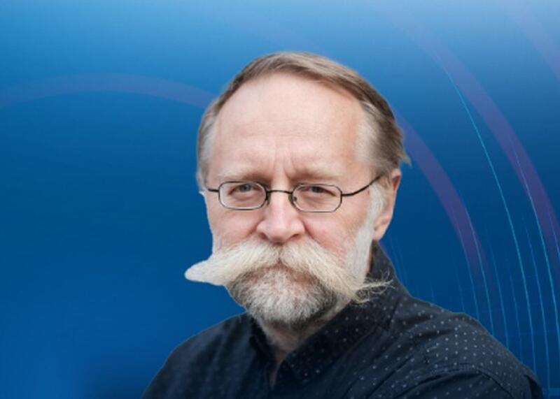 Profesor Jacek Kowalski
