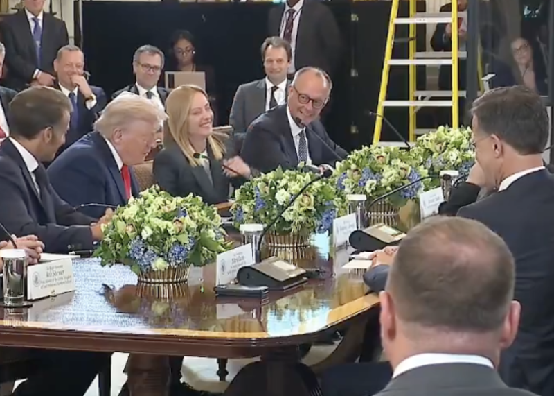 Trump i Zełenski spotkali się z europejskimi liderami
