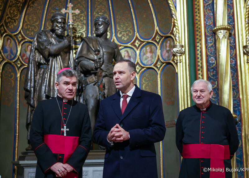 Prezydent Karol Nawrocki w poznańskiej katedrze