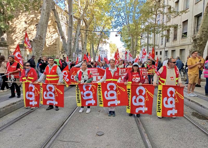 Przedstawiciele związku zawodowego CGT protestują w Montpellier