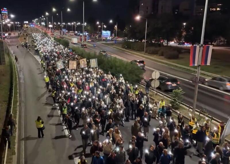 protesty w Serbii