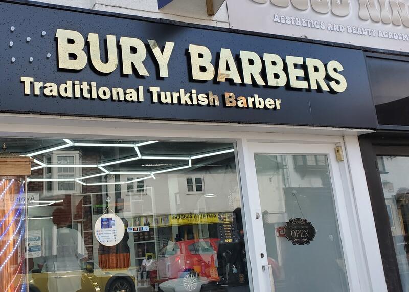 turecki zakład fryzjerski