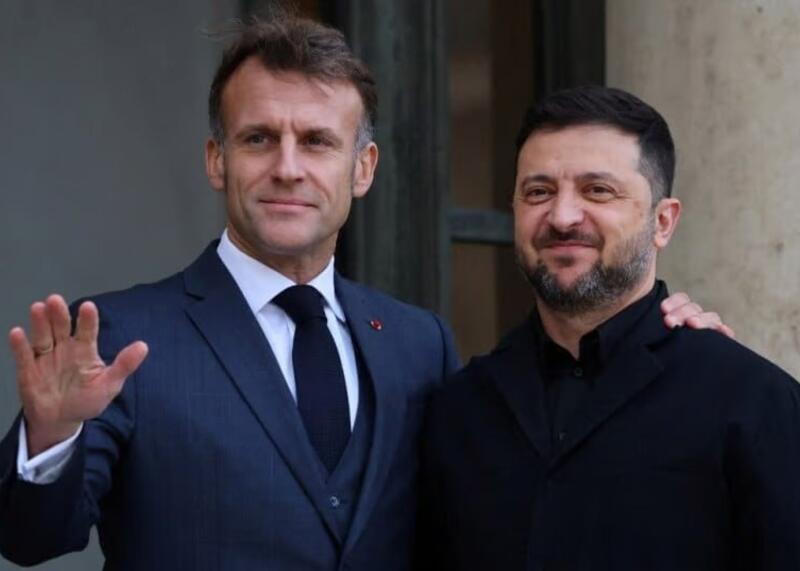 Emmanuel Macron Wołodymyr Zełenski