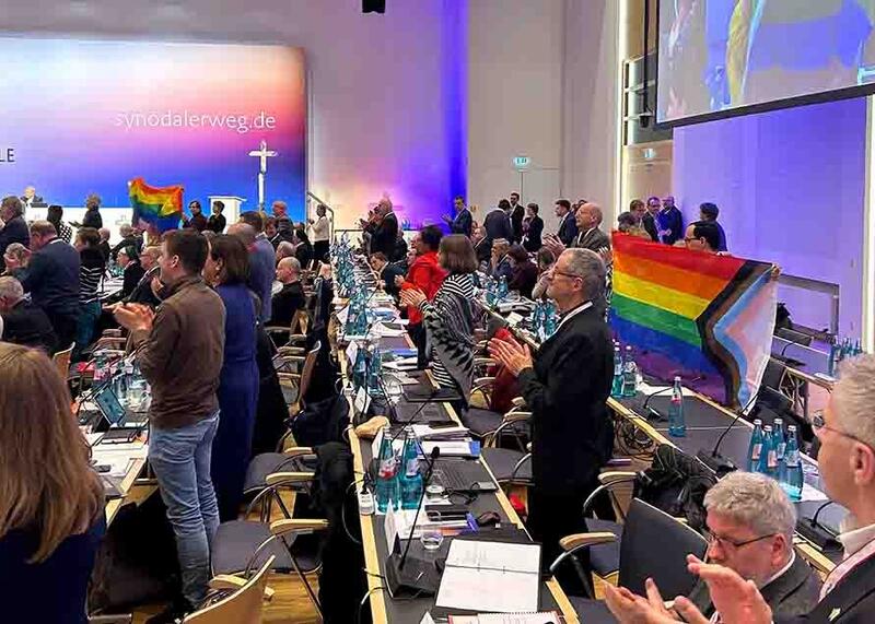 kościół niemiecki na rozdrożu