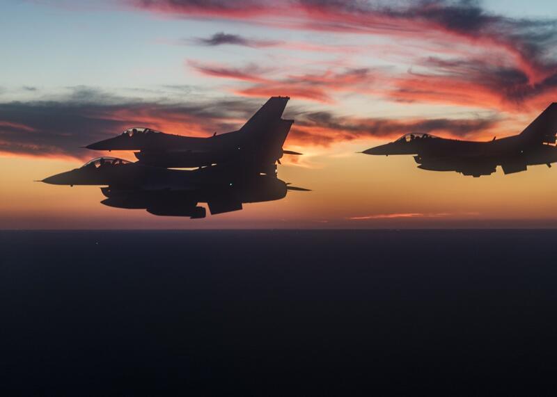 F-16