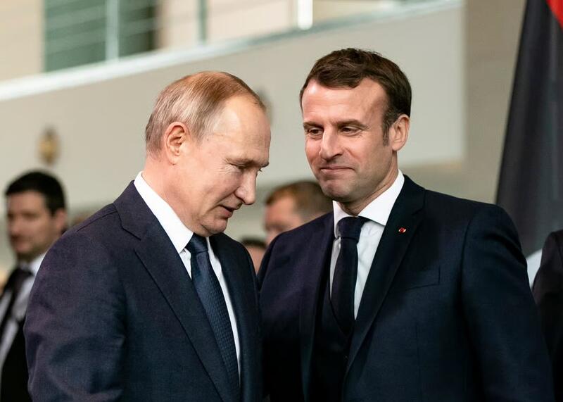 Macron znowu chce "dialogu" z Moskwą