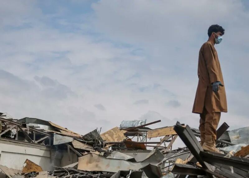 Krwawy atak w Kabulu. Setki ofiar, sprzeczne komunikaty stron