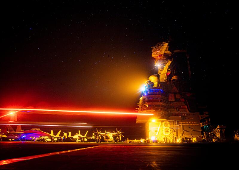 amerykański lotniskowiec