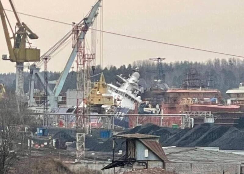 port w obwodzie leningradzkim po ataku ukraińskich dronów