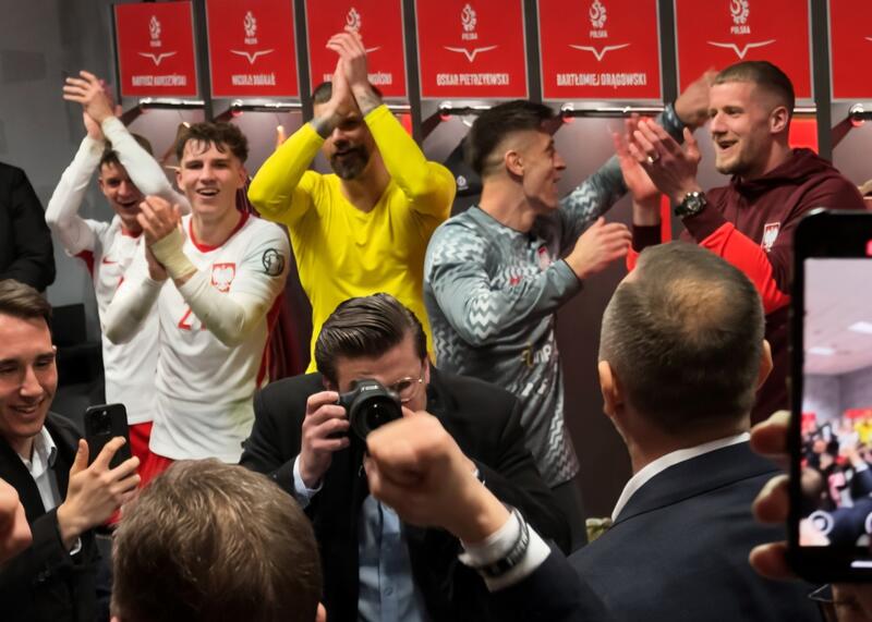 Karol Nawrocki pogratulował zawodnikom