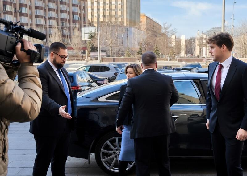 służby dyplomatyczne