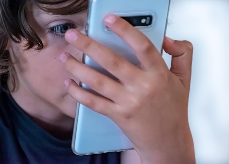 dziecko na social mediach