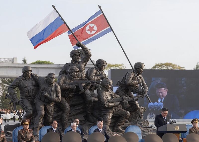 pomnik żołnierzy Korei Północnej poległych w wojnie rosyjskiej