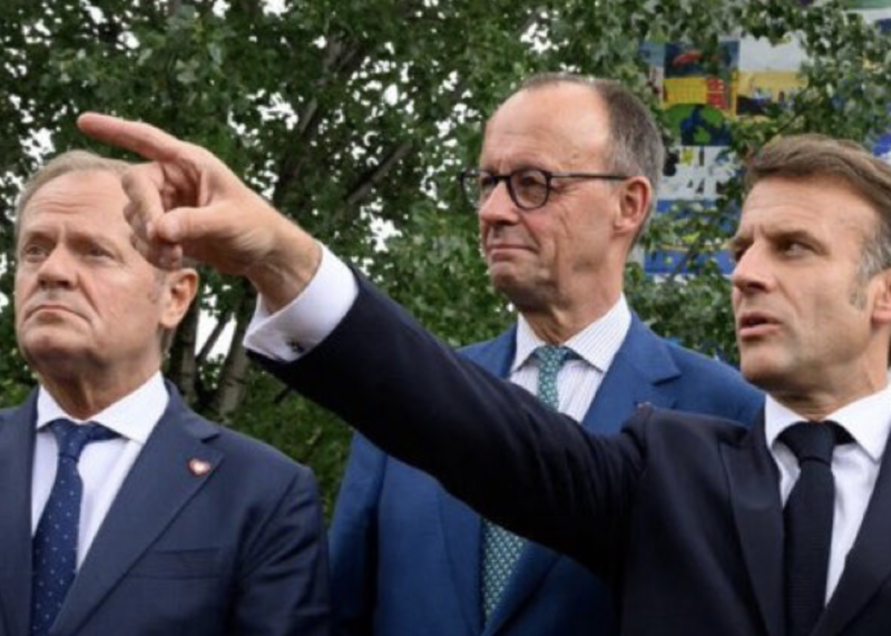 Donald Tusk i Emmanuel Macron