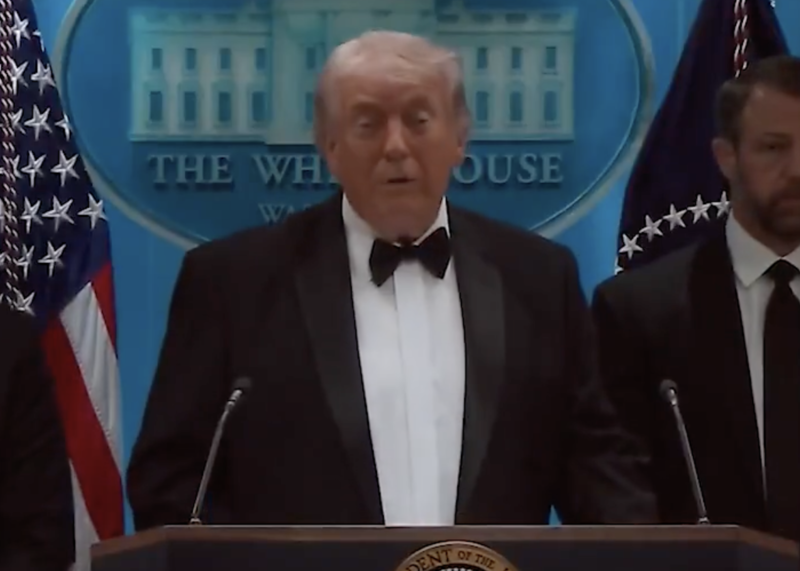 Atak podczas kolacji z Trumpem