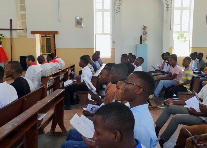 Wzrost powołań kapłańskich w Afryce i Azji