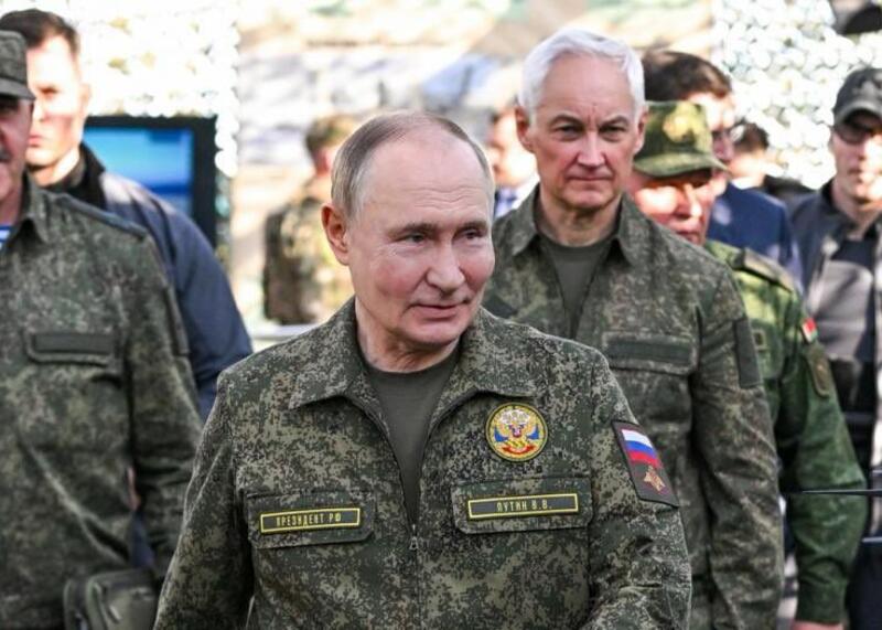 walka za plecami Putina