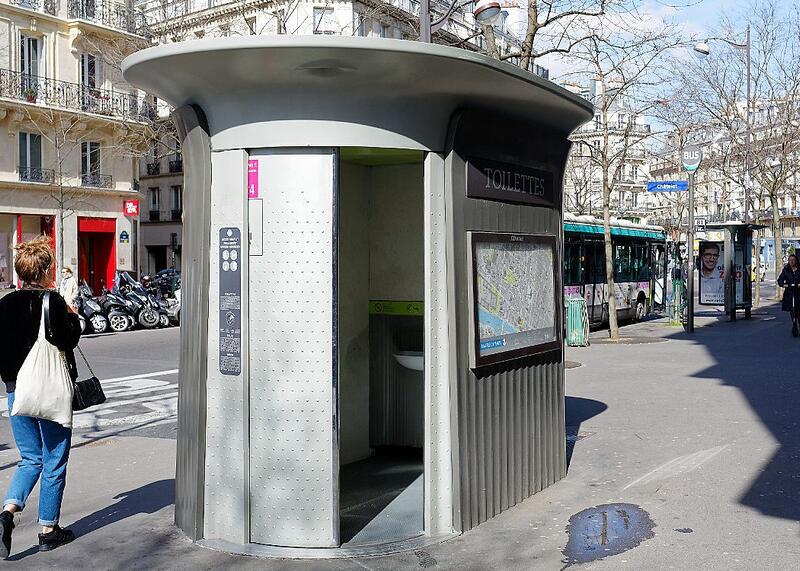 toaleta publiczna we Francji
