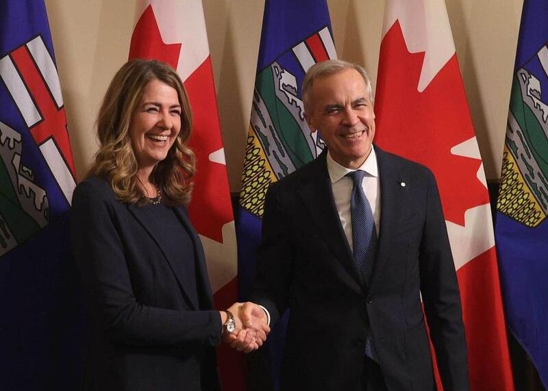 Danielle Smith i Mark Carney