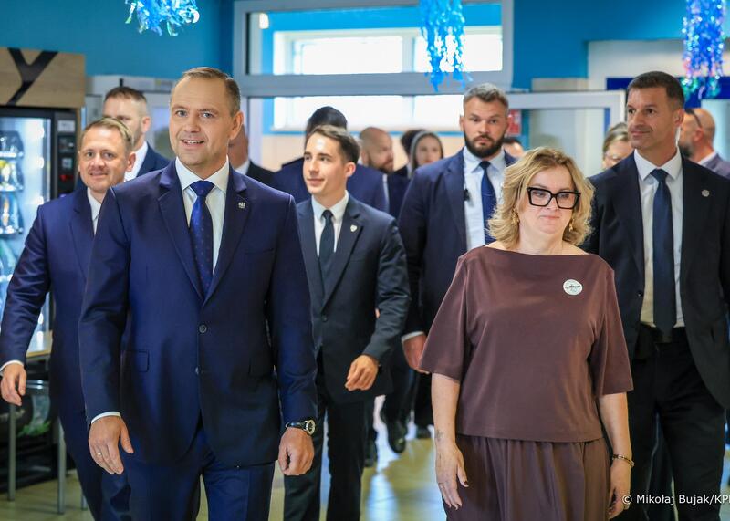 Nawrocki w Gdańsku na jubileuszu szkoły