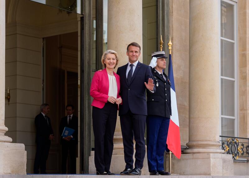 Emmanuel Macron i Ursula von der Leyen