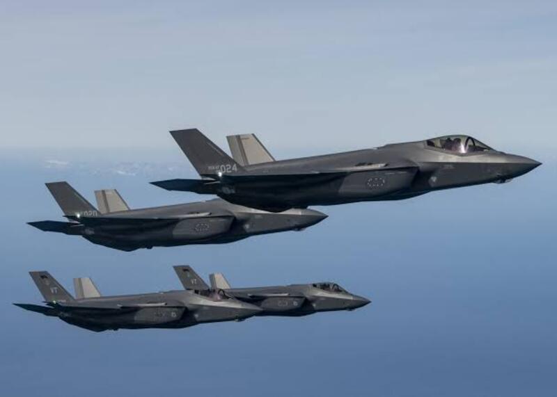 F35